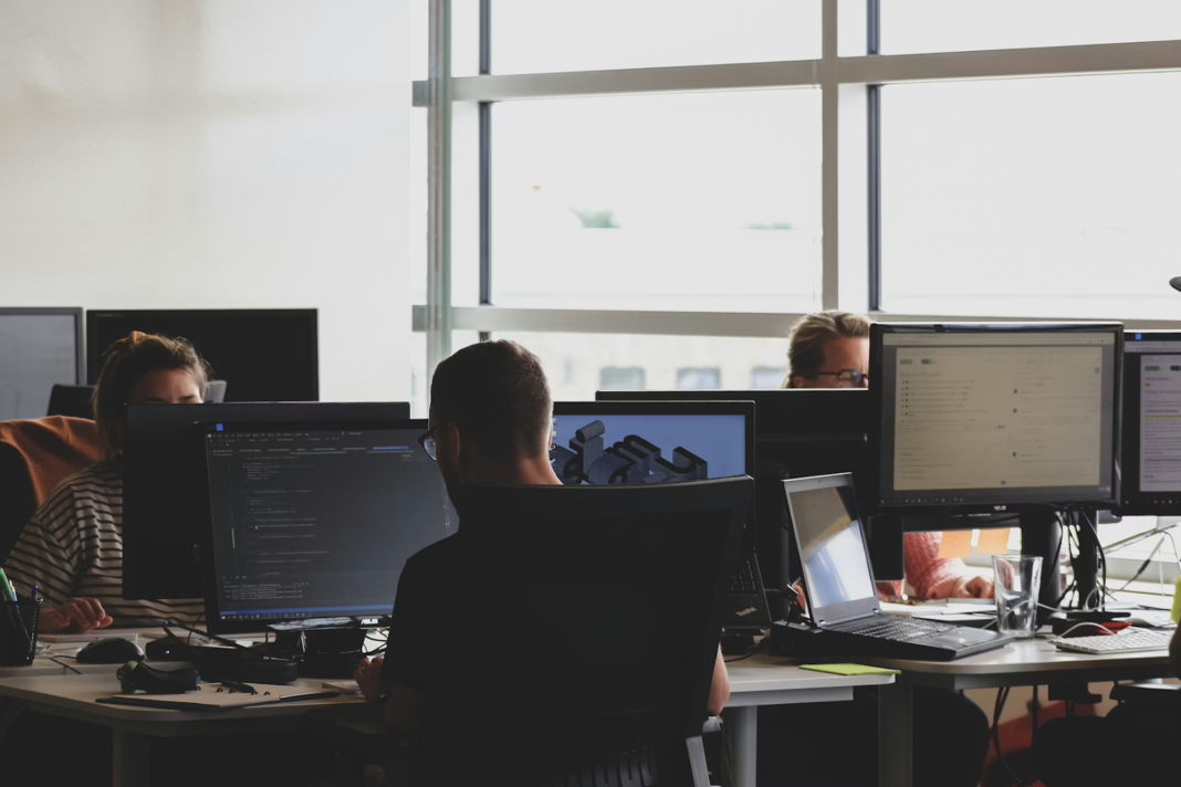 How Professional IT Support Services Keep Businesses Running Efficiently