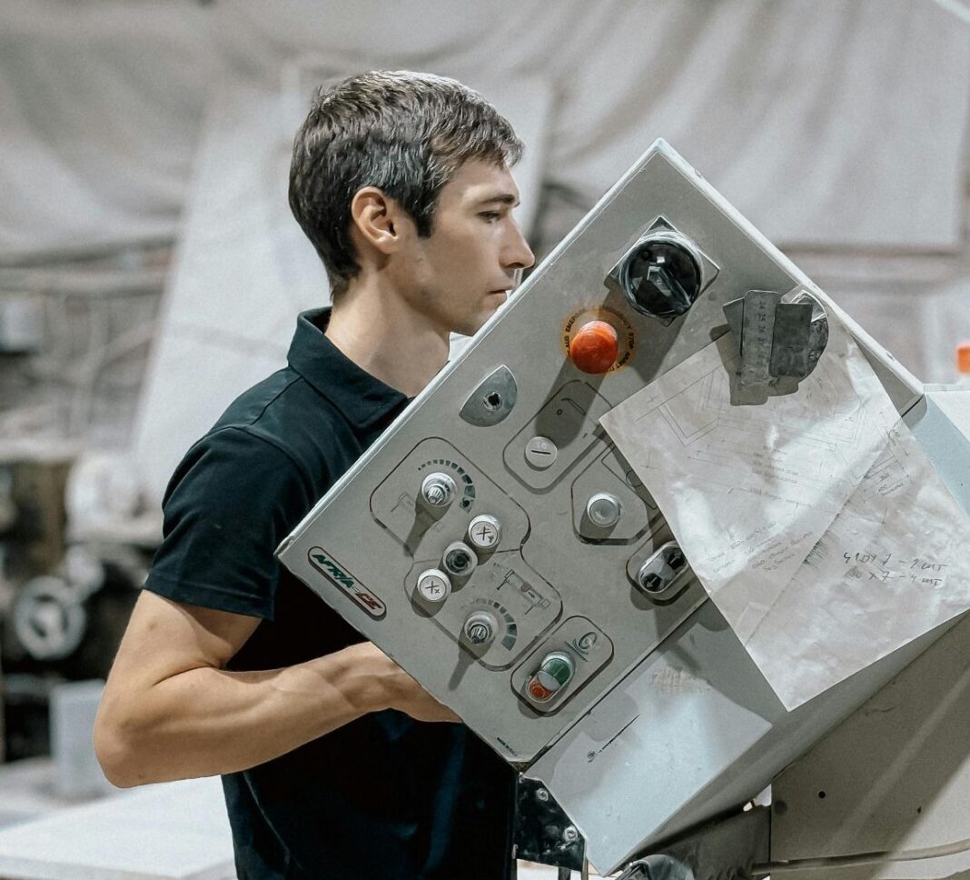 The Role of Visual Execution in Modern Manufacturing Systems